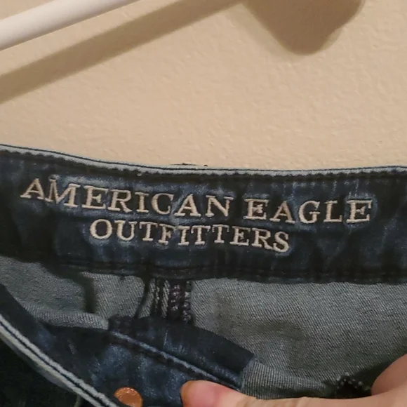 American Eagle sky high jegging shorts. - Picture 4 of 6